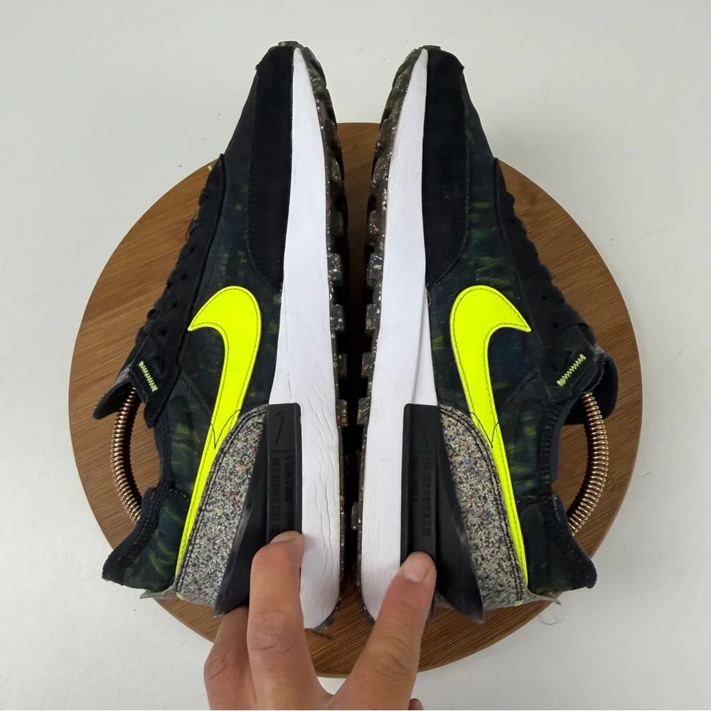 Nike Waffle One ‘Grind’ Men’s Sneakers - Picture 7 of 9